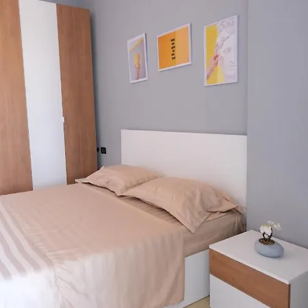 Appartamento Next To Block District