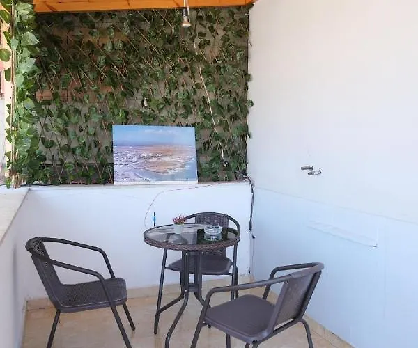 Next To Block District Appartement