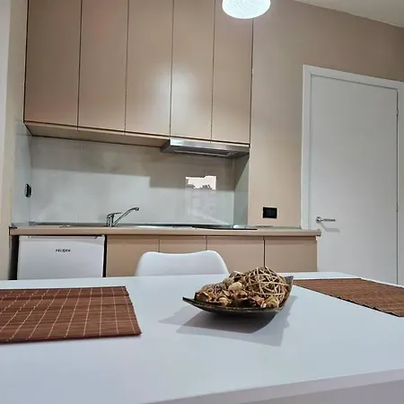 Next To Block District Apartman *